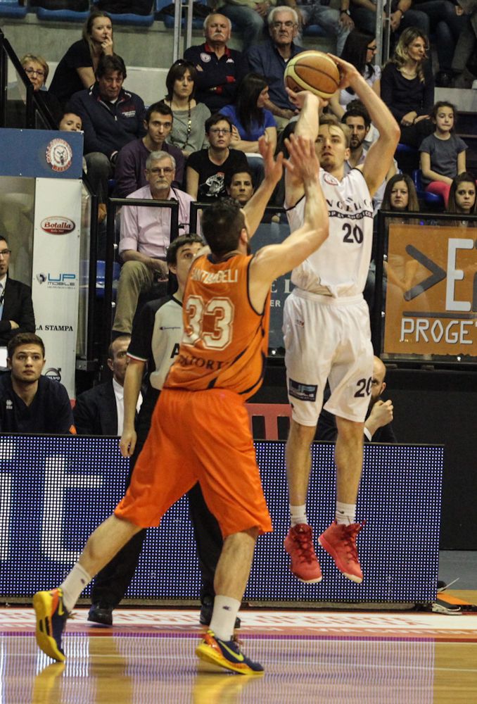 Basket - "Adesso proviamo a vincere il campionato"