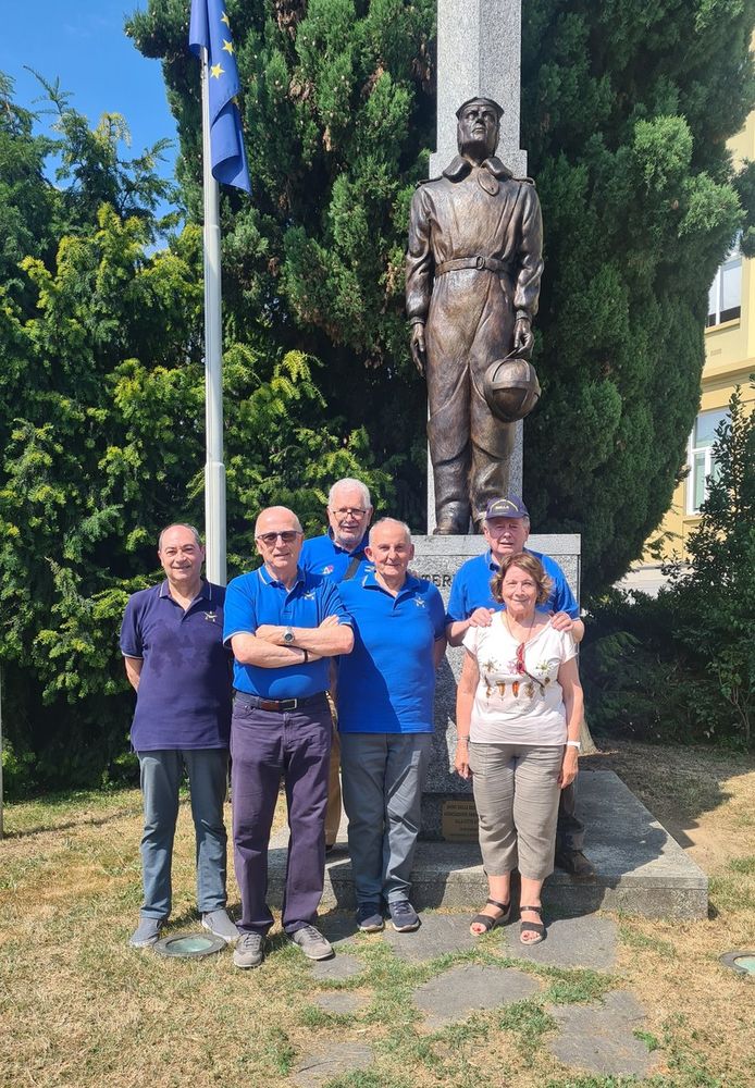 Biella: Avieri curano il Monumento ai Caduti dell’Aeronautica