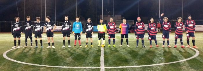 Nell’immagine, le formazioni “Su Nuraghe Calcio Biella” e “Matti FC”.