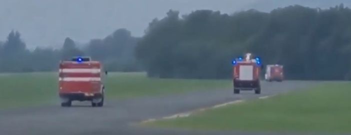 Velivolo va a sbattere contro gli alberi durante l'atterraggio: dramma sfiorato all'Aeroclub di Torino