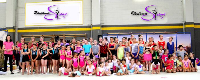 Festa di fine corsi per le atlete della Rhythmic School FOTO Festa di fine corsi per le atlete della Rhythmic School FOTO