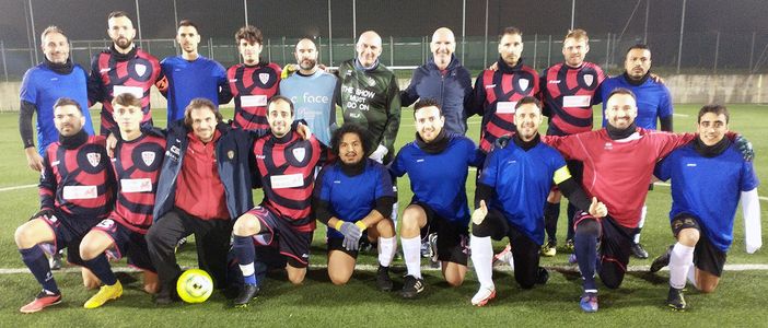 Nona giornata Campionato provinciale calcio a 7: “Su Nuraghe Calcio Biella” vince 8-2 contro “Ghenez”. Nona giornata Campionato provinciale calcio a 7: “Su Nuraghe Calcio Biella” vince 8-2 contro “Ghenez”.