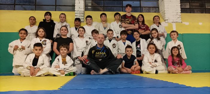 Buoni risultati per il team di Biella MMA Biella Spazioforma a Galliate Buoni risultati per il team di Biella MMA Biella Spazioforma a Galliate