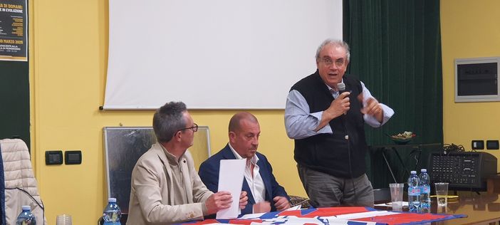 “La caccia di domani”: confronto aperto tra politica, associazioni venatorie e mondo agricolo “La caccia di domani”: confronto aperto tra politica, associazioni venatorie e mondo agricolo