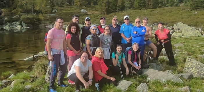 Passeggiata al Lago delle Bose con vista spettacolare dal Pian di Ge
