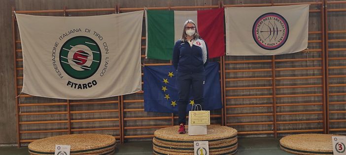 Tiro con l'arco, due ori di squadra e argento individuale Tiro con l'arco, due ori di squadra e argento individuale