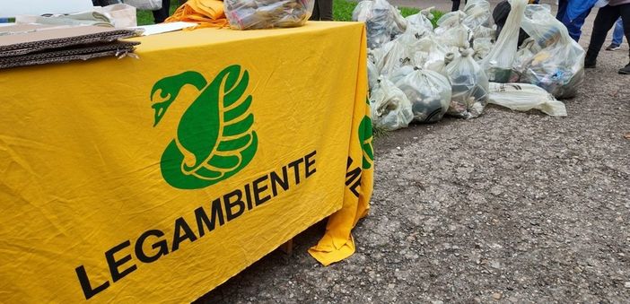 Ecomafia, in Piemonte aumentano i reati ambientali: a Biella 52 casi nel 2024 Ecomafia, in Piemonte aumentano i reati ambientali: a Biella 52 casi nel 2024