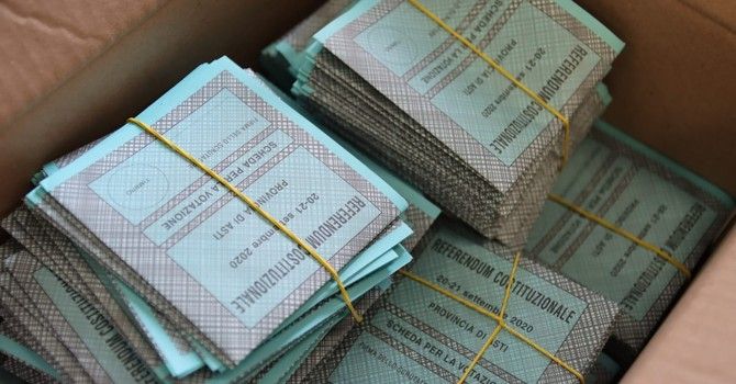Elezioni e Referendum 2020, si chiude la prima giornata di voto. L'affluenza delle 23