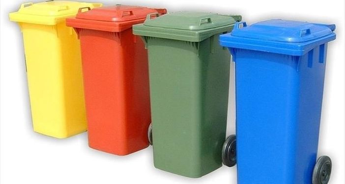 Al Liceo Sella di Biella c'è il nuovo regolamento per la differenziata. Sanzioni per chi sgarra