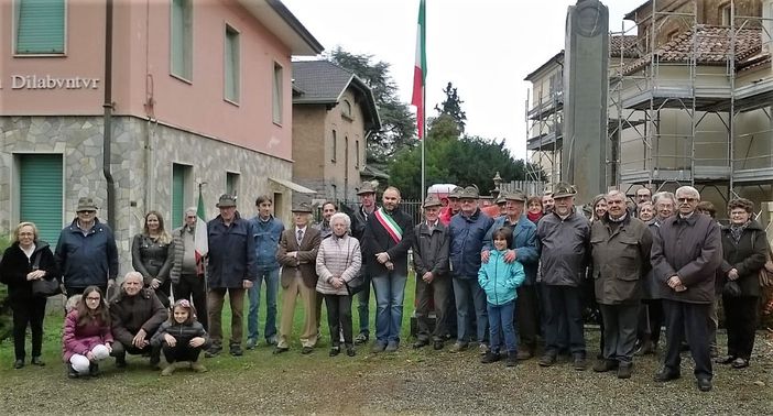 Muzzano: Alpini, sindaco e cittadini celebrano il 4 Novembre