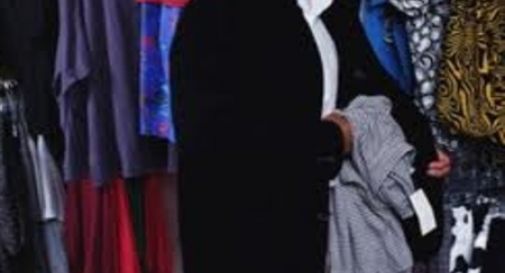 Masserano: Due donne sorprese a rubare nel negozio Sorelle Ramonda