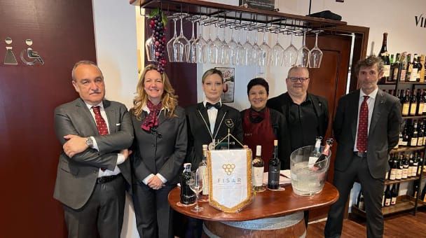Ritorna l'AperiFisar all’enoteca di Chiavazza “Symposium Wine Training”