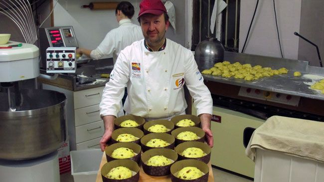 Piantanida presenta il panettone zebrato: gusto e qualità a Coggiola. Piantanida presenta il panettone zebrato: gusto e qualità a Coggiola.