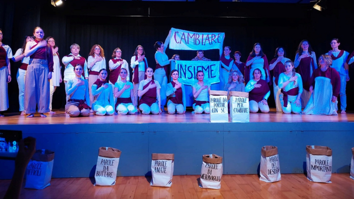 Giornata Internazionale per l’eliminazione della violenza sulle donne, a Cossato “Equilibri in scena”