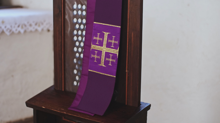 Meditazioni d'Avvento a Brusnengo: con don Francesco "Accendi la tua luce" Meditazioni d'Avvento a Brusnengo: con don Francesco "Accendi la tua luce"