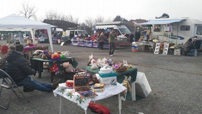 Valdengo: Occasioni da non perdere e antiquariato al Mercatino 1000 Affari Valdengo: Occasioni da non perdere e antiquariato al Mercatino 1000 Affari