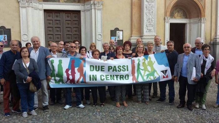 Biella: Due passi in centro, una camminata benefica contro la sedentarietà VIDEO