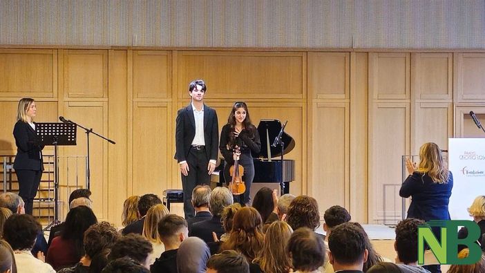 Biella, Giorno della Memoria: i giovani talenti dell’Accademia Perosi emozionano il pubblico. Biella, Giorno della Memoria: i giovani talenti dell’Accademia Perosi emozionano il pubblico.