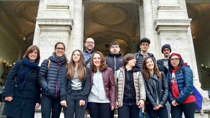 "Sulle vie della Parità", delegazione di studenti biellesi al Miur di Roma