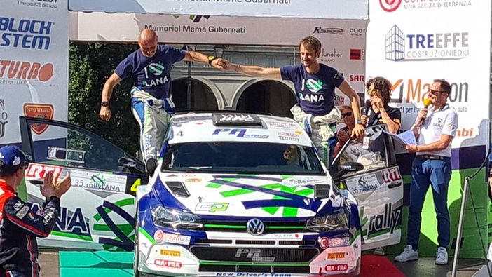 Pinzano-Zegna, firma "casalinga"  al 35° Rally della Lana  - Foto Catia Ciccarelli e Rally Lana