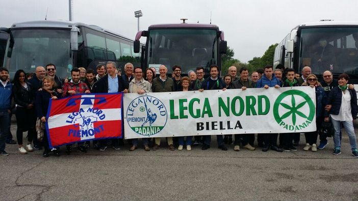 I biellesi di Lega Nord a Verona per sostenere la legittima difesa