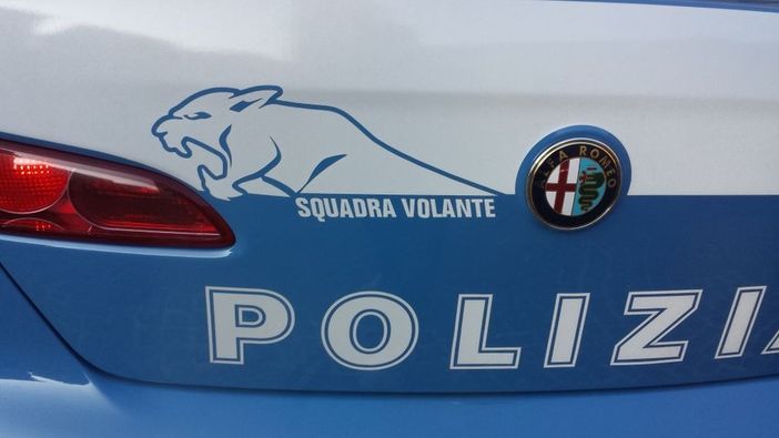 Polizia: Bloccato ladro d’appartamenti