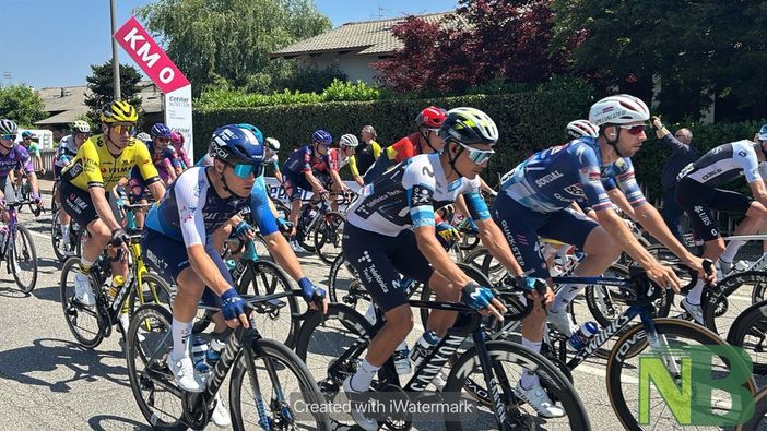 Occhieppo accoglie il Giro: entusiasmo al chilometro zero