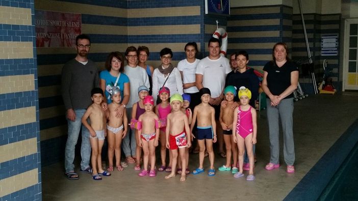 Nuoto - A Trivero il corso paperelle