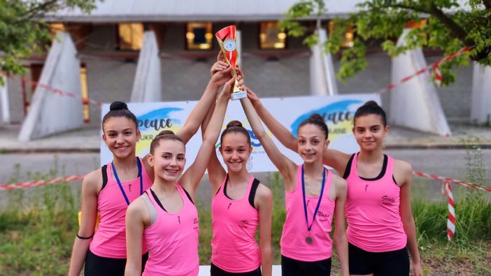Pioggia di medaglie per la Rhythmic School all’interregionale AICS di Ritmica