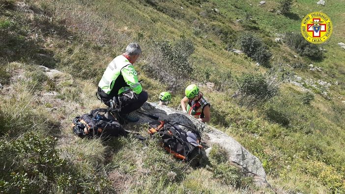 Limone Piemonte, escursionista scivola in una scarpata, recuperato dal Soccorso Alpino Limone Piemonte, escursionista scivola in una scarpata, recuperato dal Soccorso Alpino