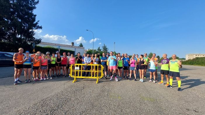A Biella Piazza Cerruti chiude al traffico per l'allenamento dei runner A Biella Piazza Cerruti chiude al traffico per l'allenamento dei runner
