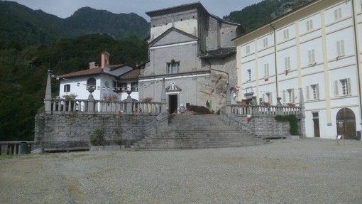 Alta Valle cervo: passeggiate in natura fra i musei della Bürsch. Alta Valle cervo: passeggiate in natura fra i musei della Bürsch.