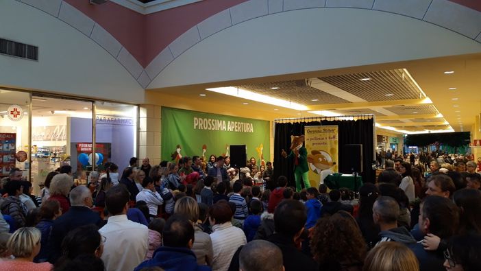 Al Centro Commerciale Vigliano grande festa con Geronimo Stilton