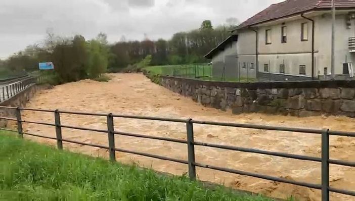 Mongrando, critiche le condizioni del torrente Viona: il VIDEO di un lettore.
