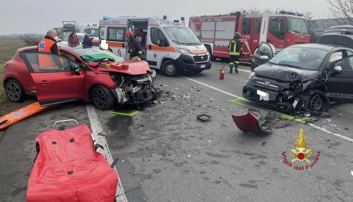 schianto persone schianto persone