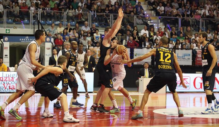 Basket - Niente da fare per l'Angelico, una Manital inarrestabile vince gara 2 FOTOGALLERY