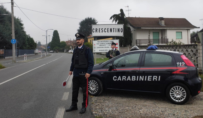 Dal Nord Ovest - Va in caserma a sporgere denuncia, ma è irregolare: arrestato
