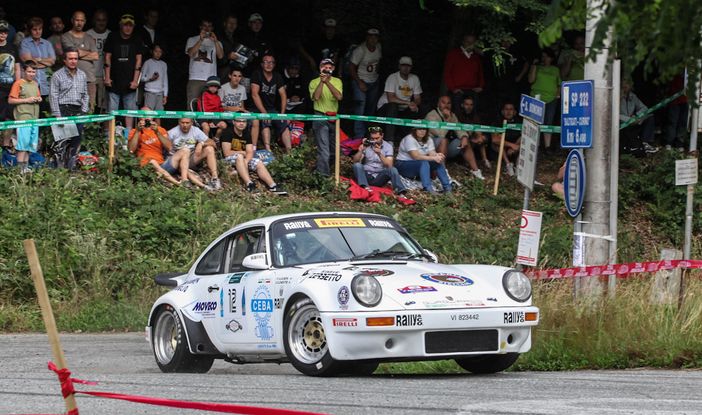 Il leader provvisorio Chentre Il leader provvisorio Chentre