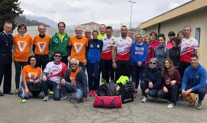 Detenuti e atleti corrono insieme nella 12esima edizione della "Vivicittà-Porte Aperte"