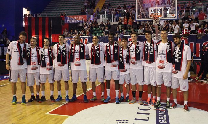 Basket - SPECIALE DERBY Record abbonamenti per l'Angelico, sono già 1,441 Basket - SPECIALE DERBY Record abbonamenti per l'Angelico, sono già 1,441