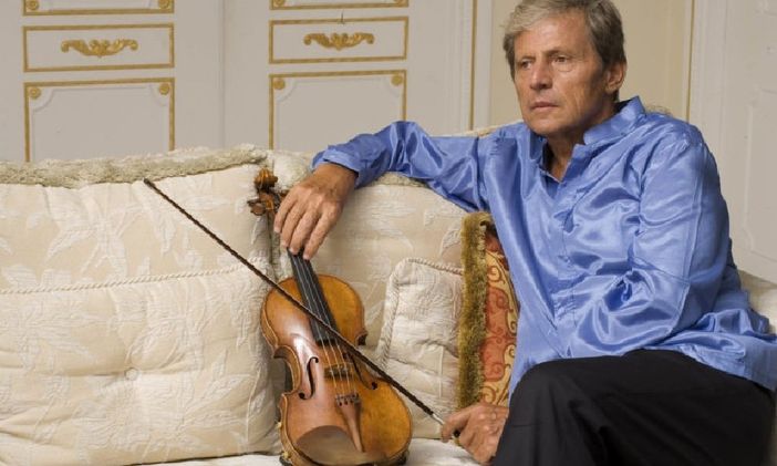 Il Maestro Uto Ughi a Biella, in visita all'Accademia Perosi Il Maestro Uto Ughi a Biella, in visita all'Accademia Perosi