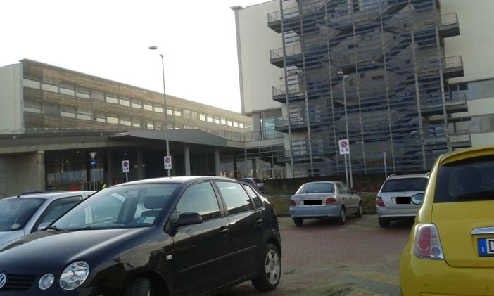 Ponderano: Parcheggio Ospedale sarà a pagamento, è polemica