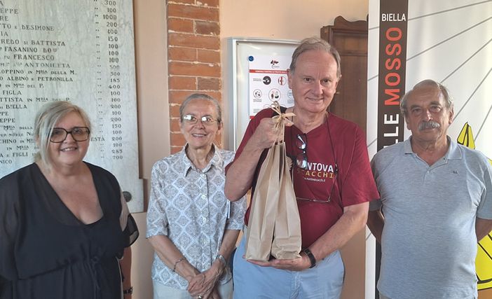 Scacchi, il Maestro Marco Ubezio si aggiudica il Torneo di San Lorenzo (foto dal sito web di Scacchi Club Valle Mosso Biella) Scacchi, il Maestro Marco Ubezio si aggiudica il Torneo di San Lorenzo (foto dal sito web di Scacchi Club Valle Mosso Biella)