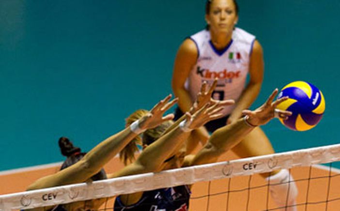 Volley - Cambiano le regole: toccare la rete sarà sempre fallo
