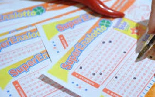 Lotto e 10eLotto, in Piemonte a Torino, Varallo e Chivasso vincite per un totale di 46.250 euro Lotto e 10eLotto, in Piemonte a Torino, Varallo e Chivasso vincite per un totale di 46.250 euro