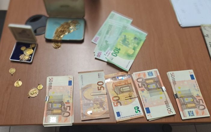 polizia arresto polizia arresto