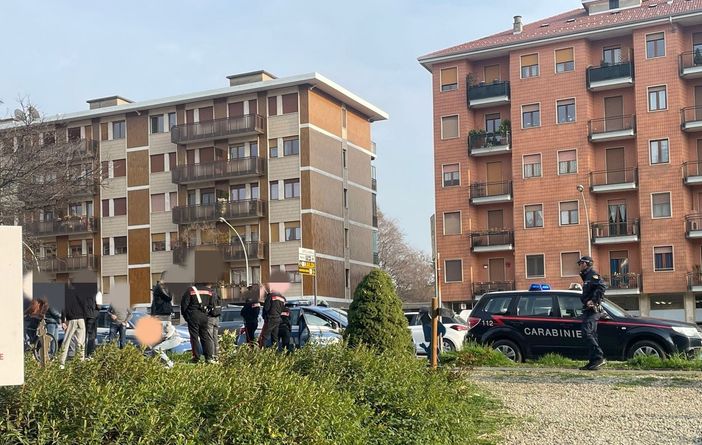 polizia carabinieri polizia carabinieri