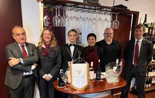 Enoteca Symposium di Chiavazza: Ritorna l'AperiFisar con Vermoth Sherry e Porto