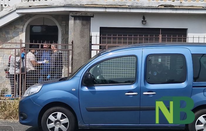 All'ultimo sopralluogo in casa dell'influencer Siu presente anche il marito, FOTO All'ultimo sopralluogo in casa dell'influencer Siu presente anche il marito, FOTO