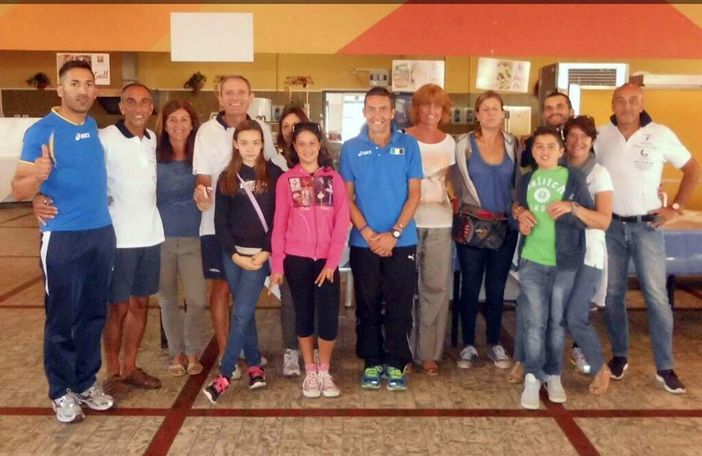 Un gruppone di atleti biellesi a Varese